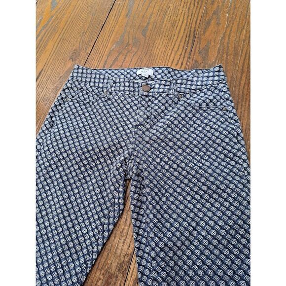 4P Crown & Ivy Petite Blue and White Casual Pants with Pockets Belt Loops - Picture 2 of 3